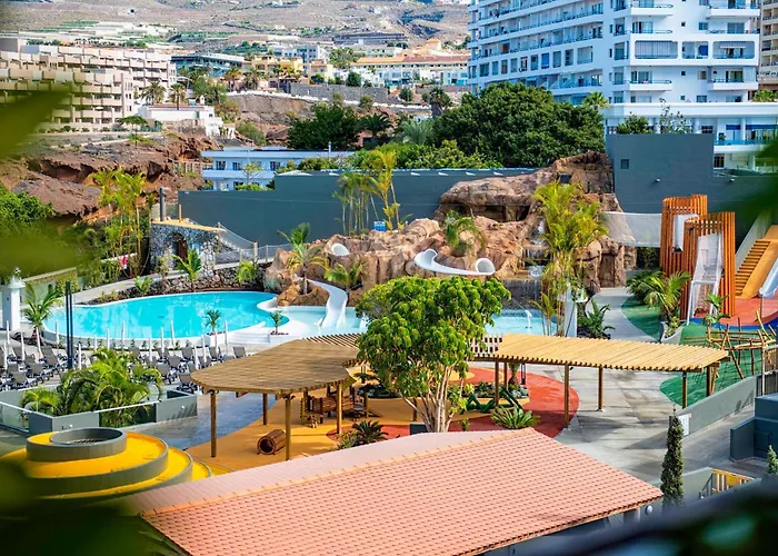 Adrián Hoteles Roca Nivaria